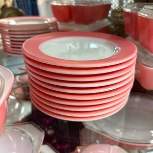 Vintage Flamingo Pink Plate Set